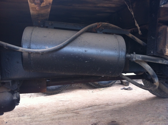 ขายรถเทเลอร์หกล้อหัวยาวเครื่อง TXราคา155000 บาท ขายรถเทเลอร์หกล้อหัวยาวเครื่อง TXราคา155000 บาท