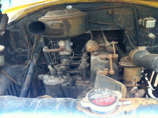 ขายรถเทเลอร์หกล้อหัวยาวเครื่อง TXราคา155000 บาท ขายรถเทเลอร์หกล้อหัวยาวเครื่อง TXราคา155000 บาท