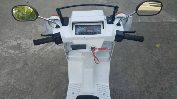 Honda gyro x50cc สตาร์ทมือ สีใหม่ Honda gyro x50cc สตาร์ทมือ สีใหม่