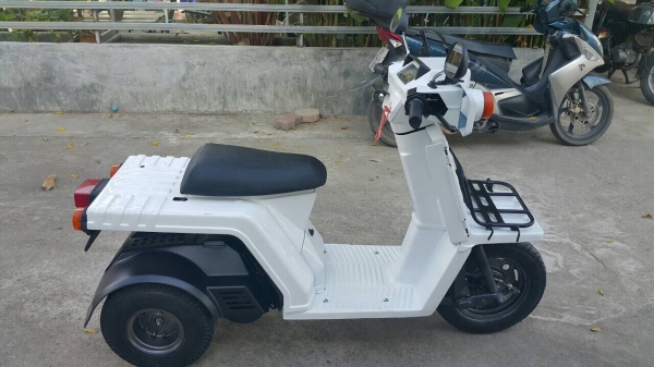 Honda gyro x50cc สตาร์ทมือ สีใหม่ Honda gyro x50cc สตาร์ทมือ สีใหม่