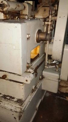 เครื่องตบเฟือง ญี่ปุ่น