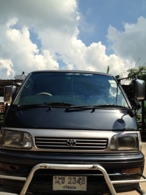 ขายรถตู้ครับ ราคา110000บาทต่อรองได้รถอยู่ วังบัว อ.คลองขลุง จ.กำแพงเพชรโทร0813655997อำพร พาเจริญติดแกส์แล้ว แอว พี จี