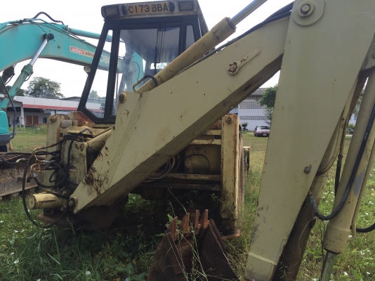 3CX. JCBน้าตัดหลังขุด 3CX. JCBน้าตัดหลังขุด