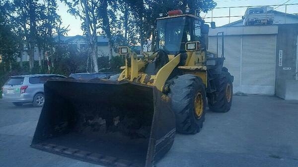 รถตักล้อยาง KOMATSU  WA 380-5