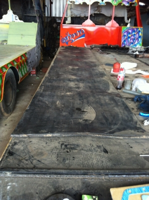 ขายยางปูพื้นรถเทเลอร์ยาว4เมตรกว้าง79เซนติเมตร คู่ละ 5500 บาท ขายยางปูพื้นรถเทเลอร์ยาว4เมตรกว้าง79เซนติเมตร คู่ละ 5500 บาท