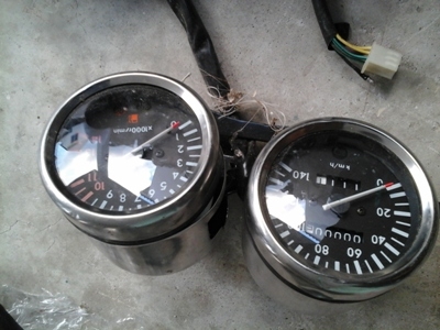 เรือนไมล์กับชุดวัดรอบ ราคา 550 บาท พร้อมส่ง