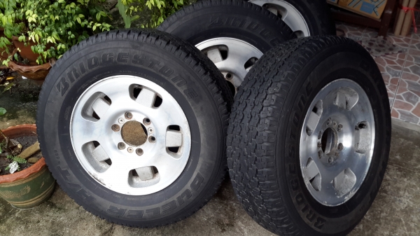 ล้อแม็ก ทรูปเปอร์ 245/70/16 ทั้ง4ล้อ 2000บาท