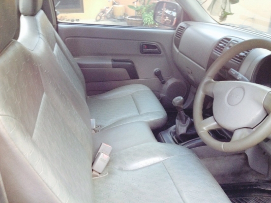 ขายอีซูซุ D-MAX มือเดียวป้ายแดง ปี 2002 เครื่องดีรถเดิมๆ พร้อมใช้ ราคา 138,000 บาท ติดต่อคุณเอ๋ 092-6356419