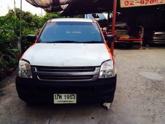 ขายอีซูซุ D-MAX มือเดียวป้ายแดง ปี 2002 เครื่องดีรถเดิมๆ พร้อมใช้ ราคา 138,000 บาท ติดต่อคุณเอ๋ 092-6356419