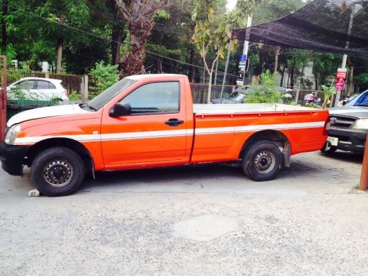 ขายอีซูซุ D-MAX มือเดียวป้ายแดง ปี 2002 เครื่องดีรถเดิมๆ พร้อมใช้ ราคา 138,000 บาท ติดต่อคุณเอ๋ 092-6356419