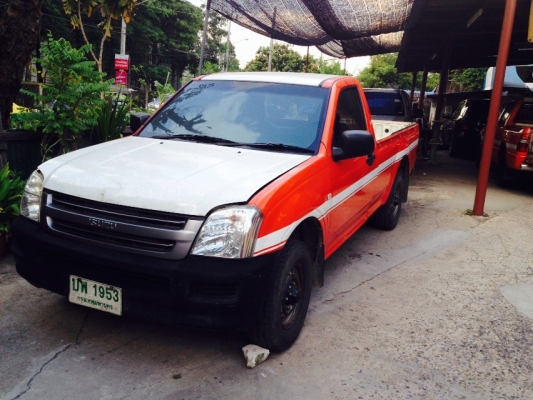 ขายอีซูซุ D-MAX มือเดียวป้ายแดง ปี 2002 เครื่องดีรถเดิมๆ พร้อมใช้ ราคา 138,000 บาท ติดต่อคุณเอ๋ 092-6356419