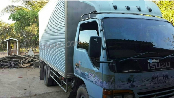 รถบรรทุก 6 ล้อ ตู้แห้ง ISUZU NPR รุ่น NPR66LX5T ปีจดทะเบียน 2539