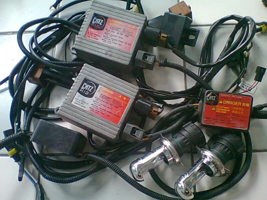 XENON H4 สไลด์ CATZ MADE IN JAPAN