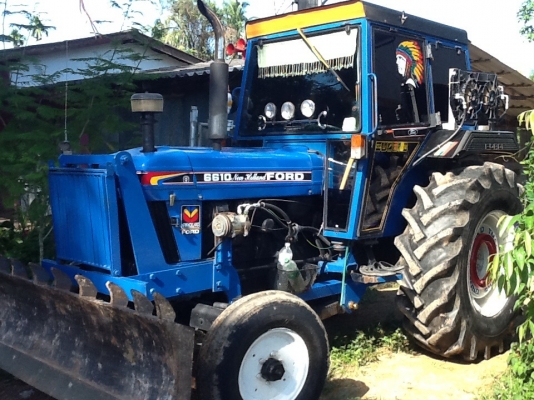 รถไถ่นาฟอร์ด 6610 แต่งสุดหล่อ แอร์เย็น เล่มพร้อม พร้อมใช้งาน เล่มติดมือ.....