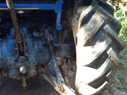 รถไถ่นาฟอร์ด 6610 แต่งสุดหล่อ แอร์เย็น เล่มพร้อม พร้อมใช้งาน เล่มติดมือ.....