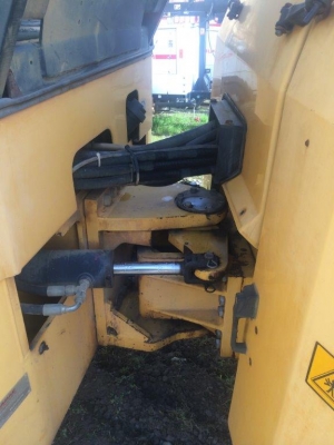 DYNAPAC CC522H : รถบด 12 ตัน นำเข้าจากอเมริกา โทร. 080-6565422 (หนิง)