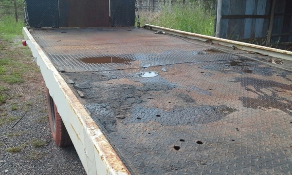 รถบรรทุก อิซูซุ สไลด์ 100 แรงม้า หัวเก๋งนอกสวยไม่ผุอุปกรณภายในครบ ปีจดทะเบียน 2526