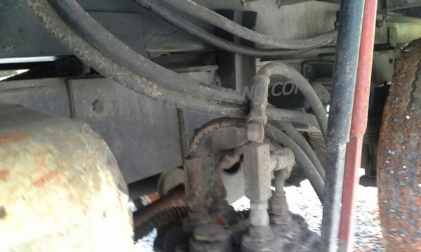 รถบรรทุก อิซูซุ สไลด์ 100 แรงม้า หัวเก๋งนอกสวยไม่ผุอุปกรณภายในครบ ปีจดทะเบียน 2526