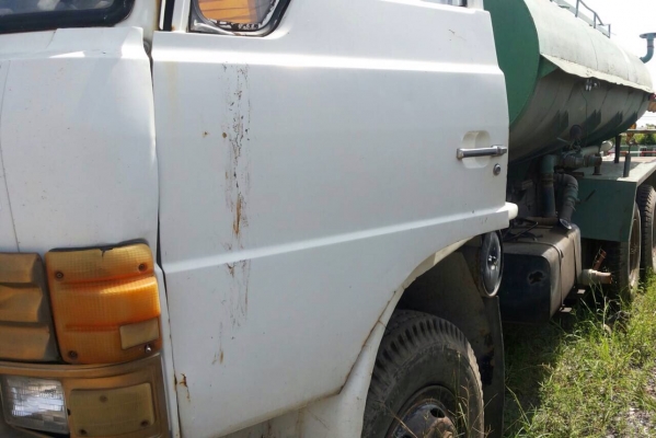 ขายด่วนรถสิบล้อHINOFM227เครือง220แรงรถน้ำ16000ลิตร