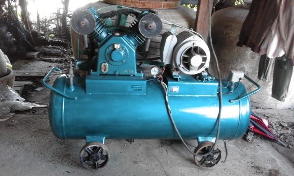 ปั้มลมฟูเซ็ง 5 แรง 260 ลิคร ปั้มลมฟูเซ็ง 5 แรง 260 ลิคร