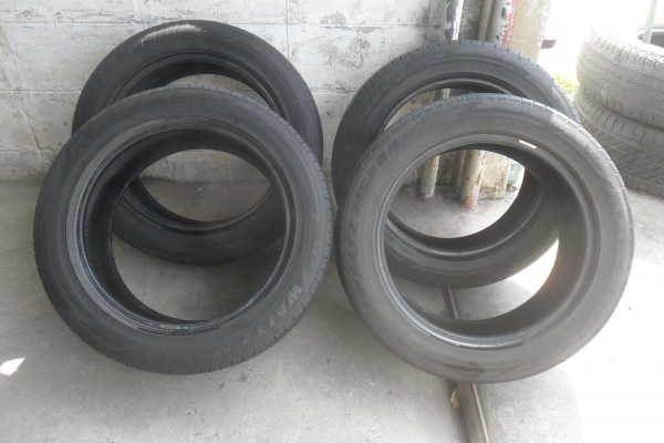 ยาง MAXXIS 215/55R17ปี13 สวยๆ 4 เส้น ราคา 3350 บาท