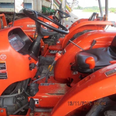 คูโบต้า L36 พร้อมอุปกรณ์ 1,000 กว่าชั่วโมงใหม่มากราคาลดสุดๆ 300,000 บาท คูโบต้า L36 พร้อมอุปกรณ์ 1,000 กว่าชั่วโมงใหม่มากราคาลดสุดๆ 300,000 บาท