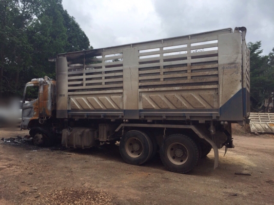 ขายรถ10ล้อดั้มพ์ไฟใหม้ HINO FM1ANLD 344แรงม้า ปี56 ตามสภาพ สนใจโทร 081-970-1072 ขายรถ10ล้อดั้มพ์ไฟใหม้ HINO FM1ANLD 344แรงม้า ปี56 ตามสภาพ สนใจโทร 081-970-1072