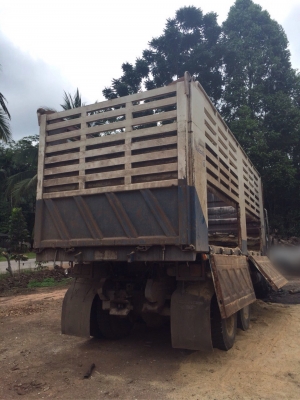 ขายรถ10ล้อดั้มพ์ไฟใหม้ HINO FM1ANLD 344แรงม้า ปี56 ตามสภาพ สนใจโทร 081-970-1072 ขายรถ10ล้อดั้มพ์ไฟใหม้ HINO FM1ANLD 344แรงม้า ปี56 ตามสภาพ สนใจโทร 081-970-1072