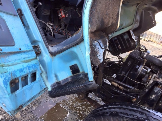 ขาย NKR110. ห้างแท้ เกียร์สั้น เครื่องดี คัสชีสวยตลอดเส้น.หัวเดิมบาง.   แอร์มี ยาง750-16  ยาว4.30 เอกสารพร้อมโอน ภาสี. 58 ราคา2380000ต่อรอง สนใจ0930693225