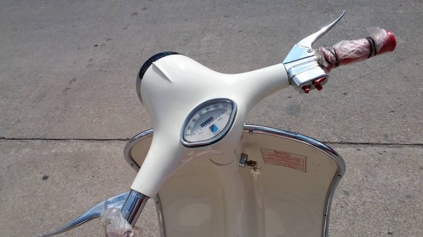 ขาย vespa 64 อินเดีย สีคลีม สวยๆ เครื่องทำใหม่ อุปกรณ์ใหม่ เอกสารอินวอยครับ พร้อมขับกลับหล่อๆเลยครับ ราคา 49,900 บาท สนใจติดต่อ 0826336557 โป้งครับ รับเทรินทุกรุ่นครับ. ขาย vespa 64 อินเดีย สีคลีม สวยๆ เครื่องทำใหม่ อุปกรณ์ใหม่ เอกสารอินวอยครับ พร้อมขับกลับหล่อๆเลยครับ ราคา 49,900 บาท สนใจติดต่อ 0826336557 โป้งครับ รับเทรินทุกรุ่นครับ.