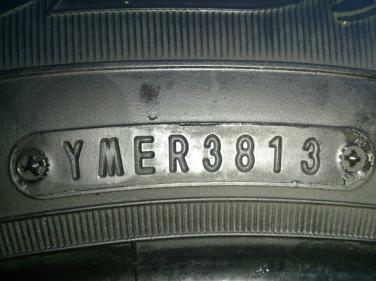ขายยาง goodyear 195/65R15 ยางสัปดาห์ที่38ปี13 ดอกยางหนาสดนิ่มลึกเท่ากันสวยๆ จำนวน 1 ชุด