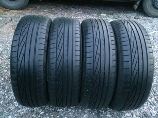 ขายยาง goodyear 195/65R15 ยางสัปดาห์ที่38ปี13 ดอกยางหนาสดนิ่มลึกเท่ากันสวยๆ จำนวน 1 ชุด