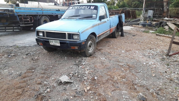 KB2500 สวยพร้อมใช้สภาพดีลุยงานได้เลย KB2500 สวยพร้อมใช้สภาพดีลุยงานได้เลย