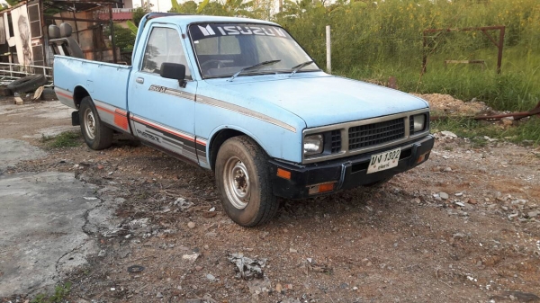 KB2500 สวยพร้อมใช้สภาพดีลุยงานได้เลย KB2500 สวยพร้อมใช้สภาพดีลุยงานได้เลย