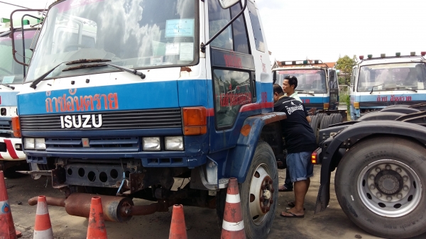 เสี่ยปู โคราช เหมาหมดแล้วครับ ขายด่วนครับ ISUZU ROCK 175 FVM หัวคัสซี รถสวยครับ มีหลายคัน