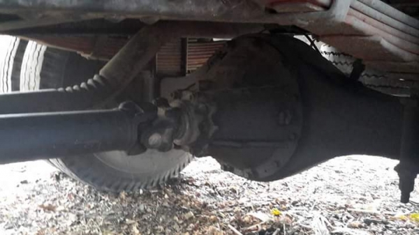 ขายรถบรรทุก6ล้อคอกช่วงยาว 6.5เมตร พร้อมใช้งาน