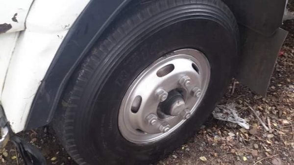 ขายรถบรรทุก6ล้อคอกช่วงยาว 6.5เมตร พร้อมใช้งาน