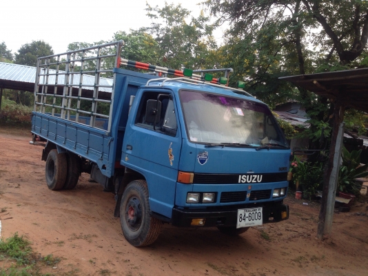 HPเครื่องตอนเช้าควันขาวเครื่องร้อนหายคัสซีสวยจัดๆๆยางใด้ทิ้ง4เส้นหัวไม่ผุแอร์มีแต่ไม่เย็นทะเบียนเต็มพร้อมโอน