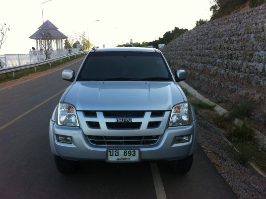 ISUZU - HI-LANDERรถบ้านสภาพเดิมๆทั้งคันพร้อมใช้ พร้อมโอน278000ราคาถูก