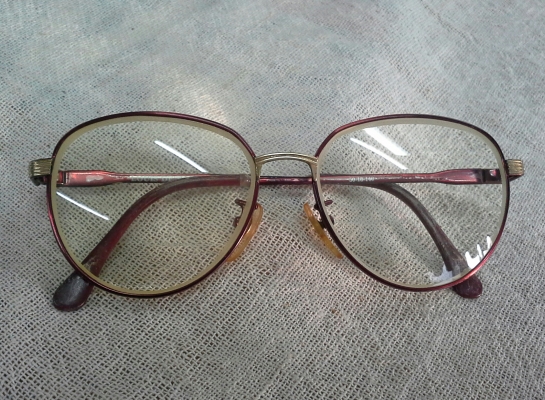 แว่นสายตายาวเลนส์กระจกสุดคลาสสิค LOUIS DE PARIS