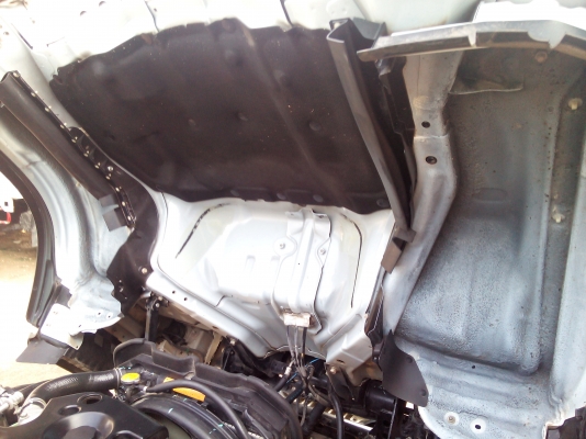 6 ล้อกลาง  *Euro.3*  ISUZU  NMR  130 แรงม้า *คอมมอนเรว*  รถสวยเดิม+สวยจริง+พร้อมใช้งาน * รถห้างแท้ * มีเล่มพร้อมโอน *