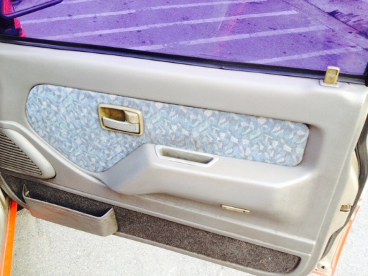 ขาย ISUZU DRAGON EYE 4 ประตู ปี 99 ราคา 128,000 บาทเครื่องเดิมๆ แรงดี 2.5 เทอร์โบ สุดประหยัด รถเดิมๆ บางๆ  พวงมาลัยเพาเวอร์ กระจกไฟฟ้า เซ็นทรัลล็อค ติดต่อคุณเอ๋ 092-6356419