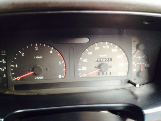 ขาย ISUZU DRAGON EYE 4 ประตู ปี 99 ราคา 128,000 บาทเครื่องเดิมๆ แรงดี 2.5 เทอร์โบ สุดประหยัด รถเดิมๆ บางๆ  พวงมาลัยเพาเวอร์ กระจกไฟฟ้า เซ็นทรัลล็อค ติดต่อคุณเอ๋ 092-6356419