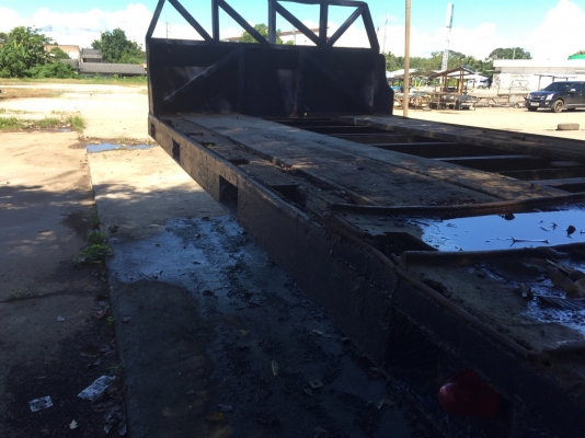 หางปลา...กระบะบรรทุกท้ายลาดสิบล้อ...สภาพดีใช้ได้