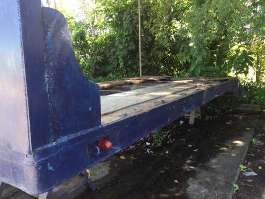 หางปลา...กระบะบรรทุกท้ายลาดสิบล้อ...สภาพดีใช้ได้