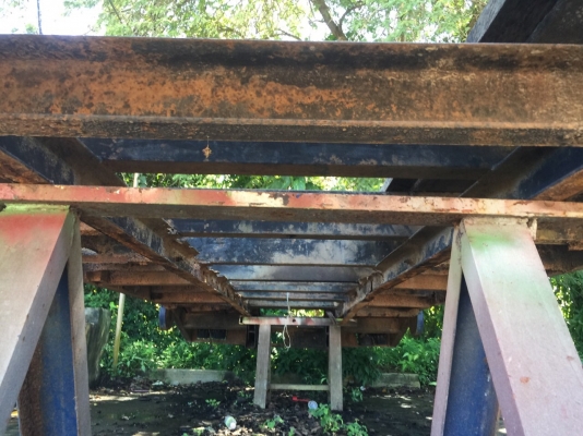 หางปลา...กระบะบรรทุกท้ายลาดสิบล้อ...สภาพดีใช้ได้