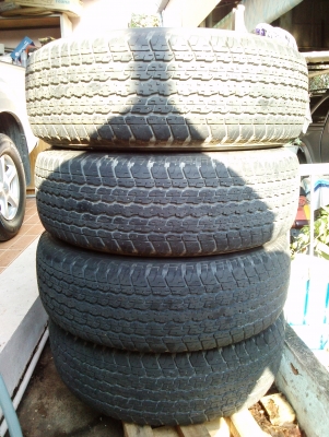ยาง BRIDGESTONE 255 65 R17 ปี 12 ยาง BRIDGESTONE 255 65 R17 ปี 12
