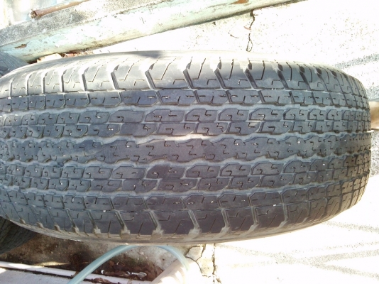 ยาง BRIDGESTONE 255 65 R17 ปี 12 ยาง BRIDGESTONE 255 65 R17 ปี 12