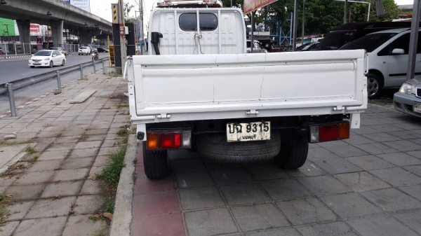 ขายถูกรถบรรทุก4ล้อพร้อมใช้งานเล่มทะเบียนพร้อมโอนสนใจสอบถามใด้