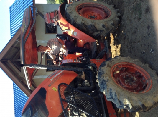 รถไถนั่งขับKUBOTA M6040su